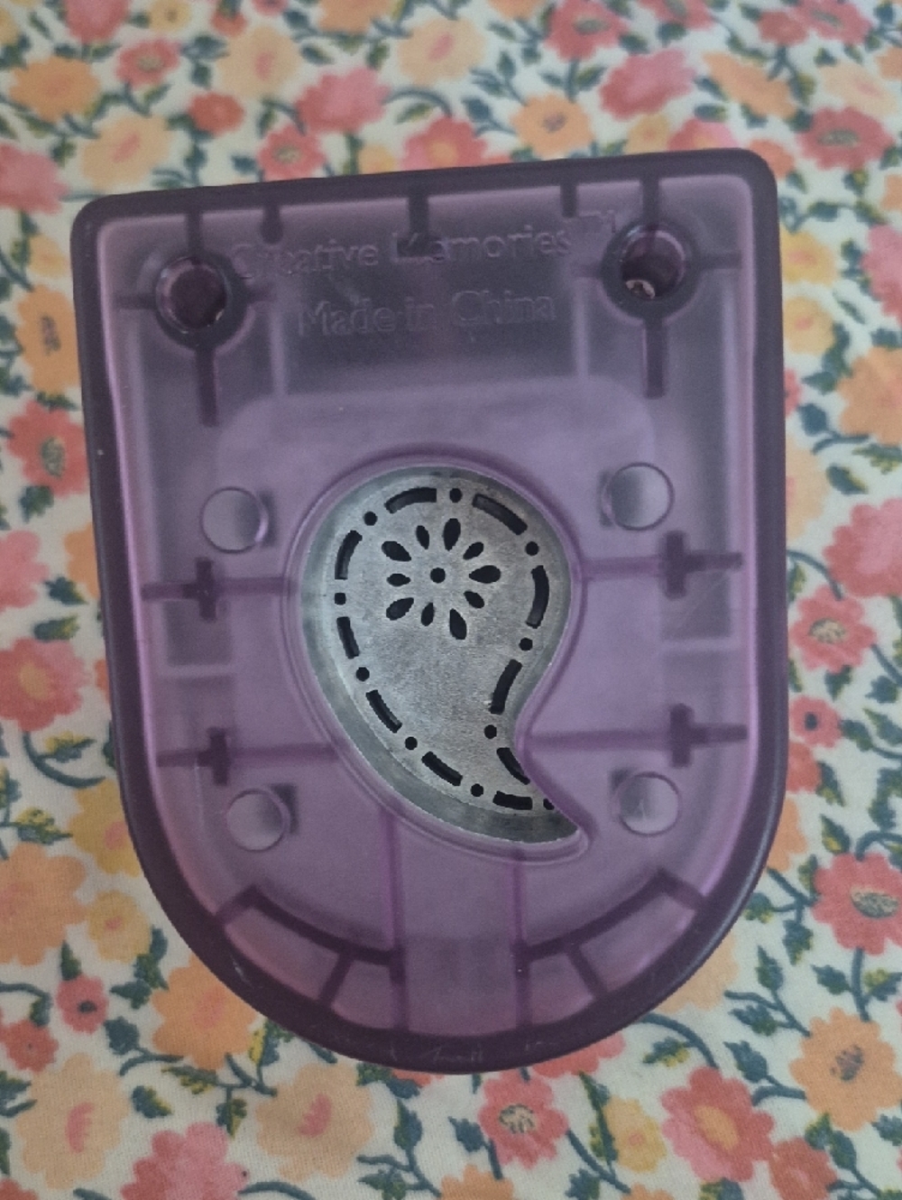 Creative Memories Floral Craft Punch Set in Purple, White, Blue - Picture 2 of 4